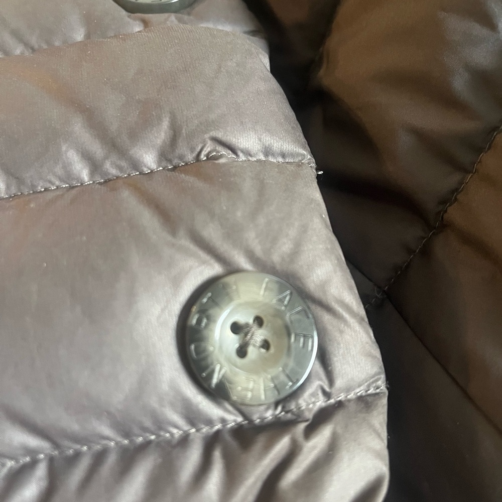 Women's Gray Puffer Coat - Picture 4 of 6